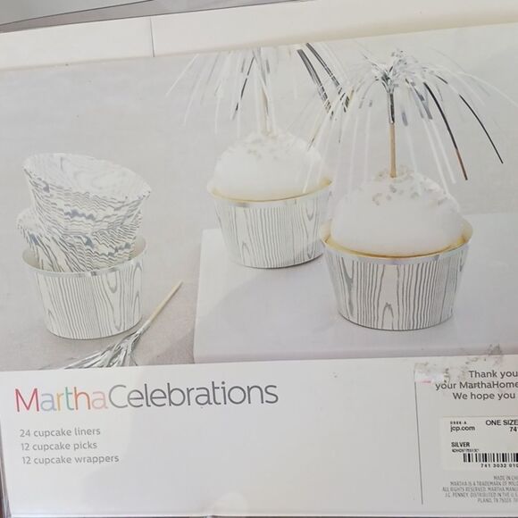 Martha Stewart Celebrations cupcake decoration sets NWT - Picture 6 of 12